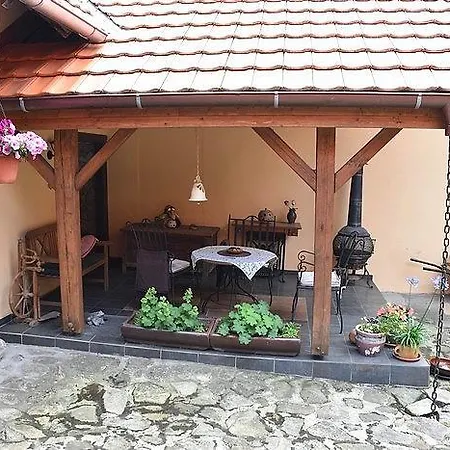 Pensión U říčky Benesov nad Cernou